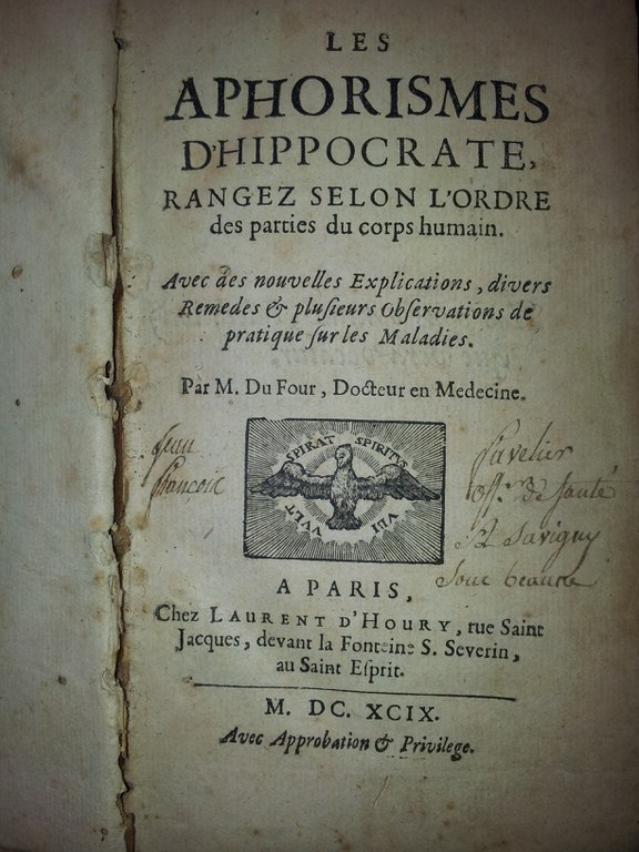 Foto notícia Museu Imperial recebe doação de livro raro.jpg