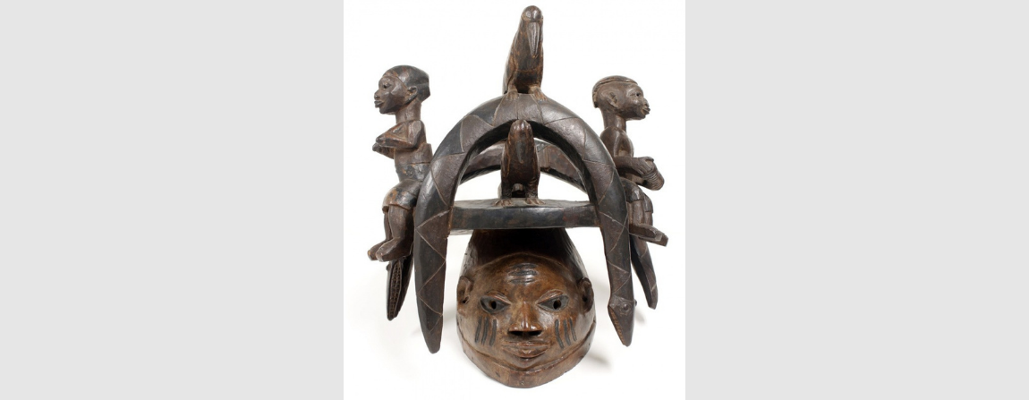 Grupo Cultural Yorubá. Madeira entalhada, 43 x 37,5 x 40 cm. Sem assinatura. Compra, 1964, Gasparino da Matta e Silva.