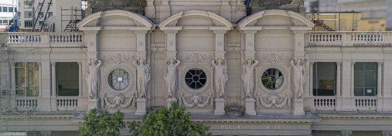 Detalhe da fachada do Museu Nacional de Belas Artes