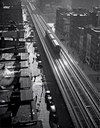 Andreas Feininger, Ferrovia elevada na Nona Avenida no verão, 1940