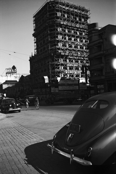 Avenida São João próximo ao largo do Paissandu, c.1940