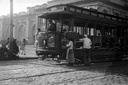 Bonde em frente ao Mercado Municipal, c.1940