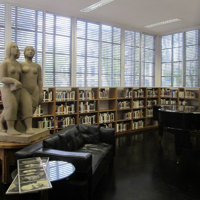 Biblioteca em Reforma