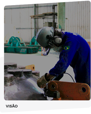 Imagem da página sobre nós, destacando um funcionário realizando o trabalho de lixamento/soldagem em um grande equipamento. No rodapé o texto "visão"