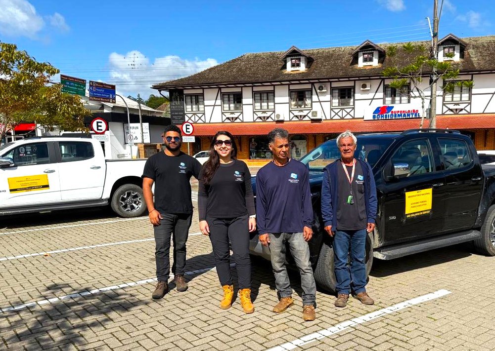 Equipe do ON em campo