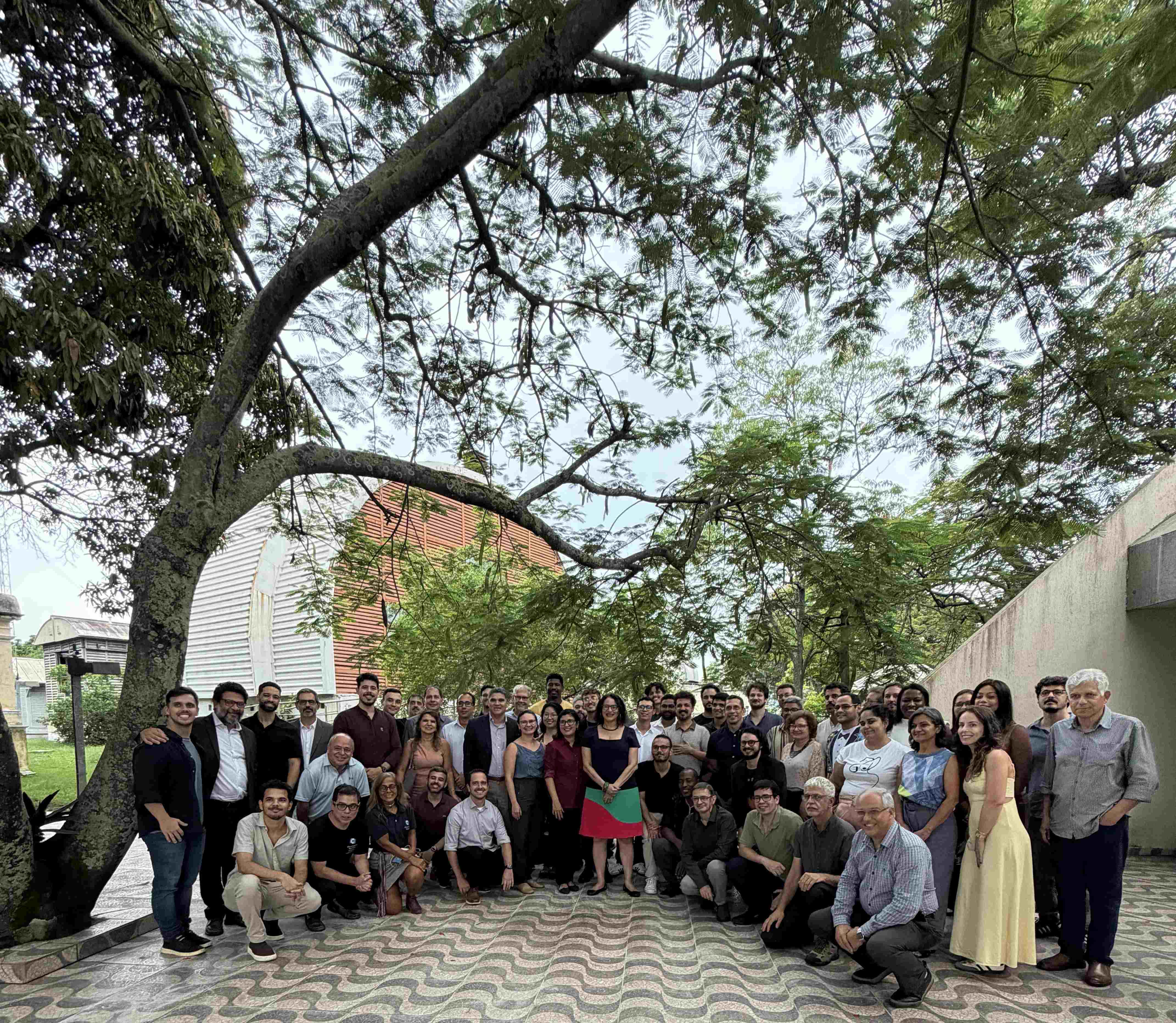 Ministra Luciana Santos tem interação com servidores do ON. Foto: Vanessa Araújo