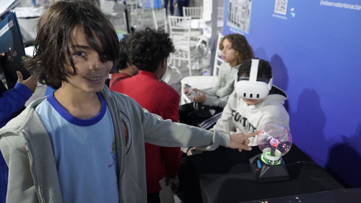 Globo de plasma foi atração no estande do ON