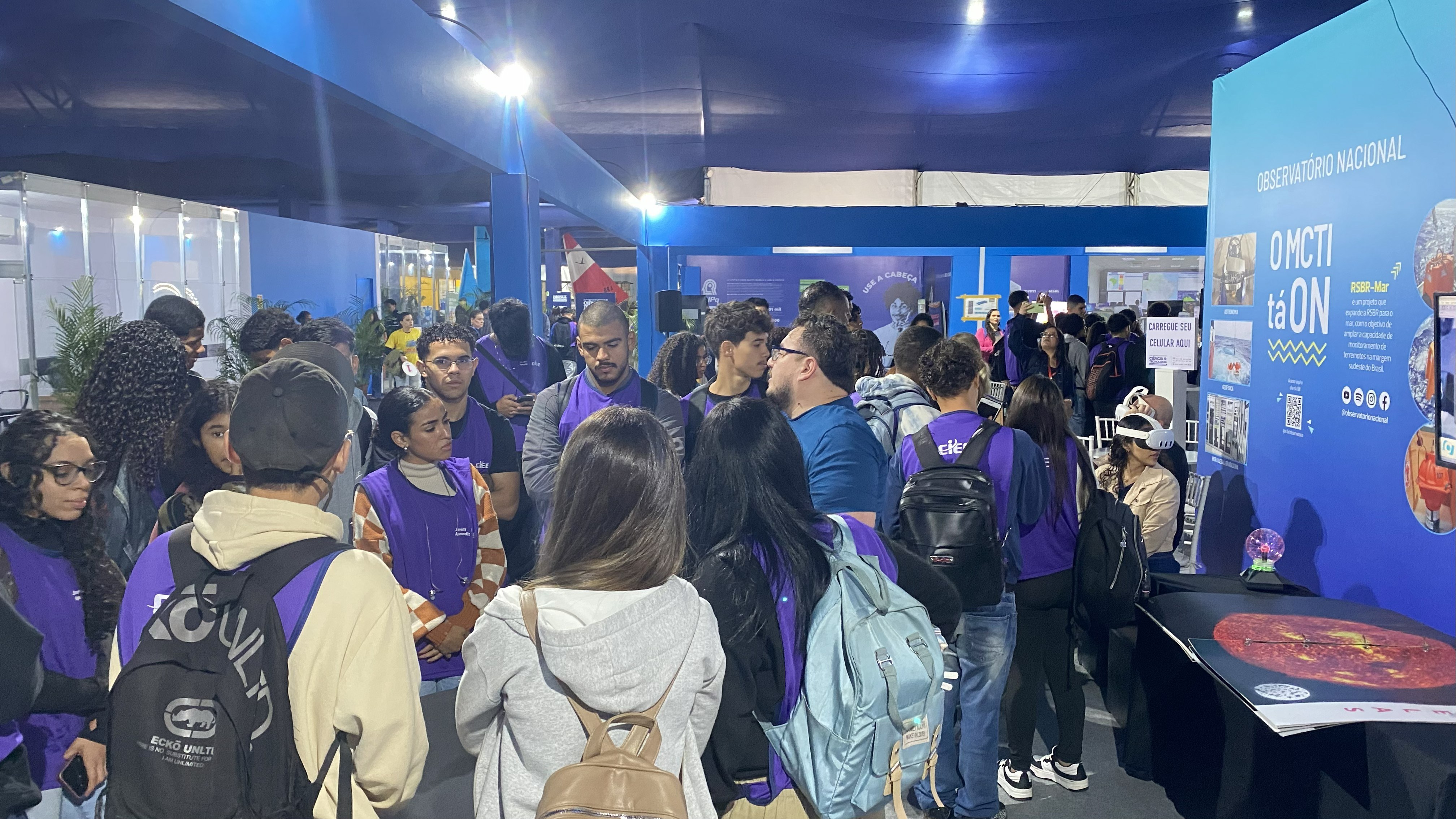 Estande Parque Pop Espacial reúne ON, AEB e Caça Asteroides