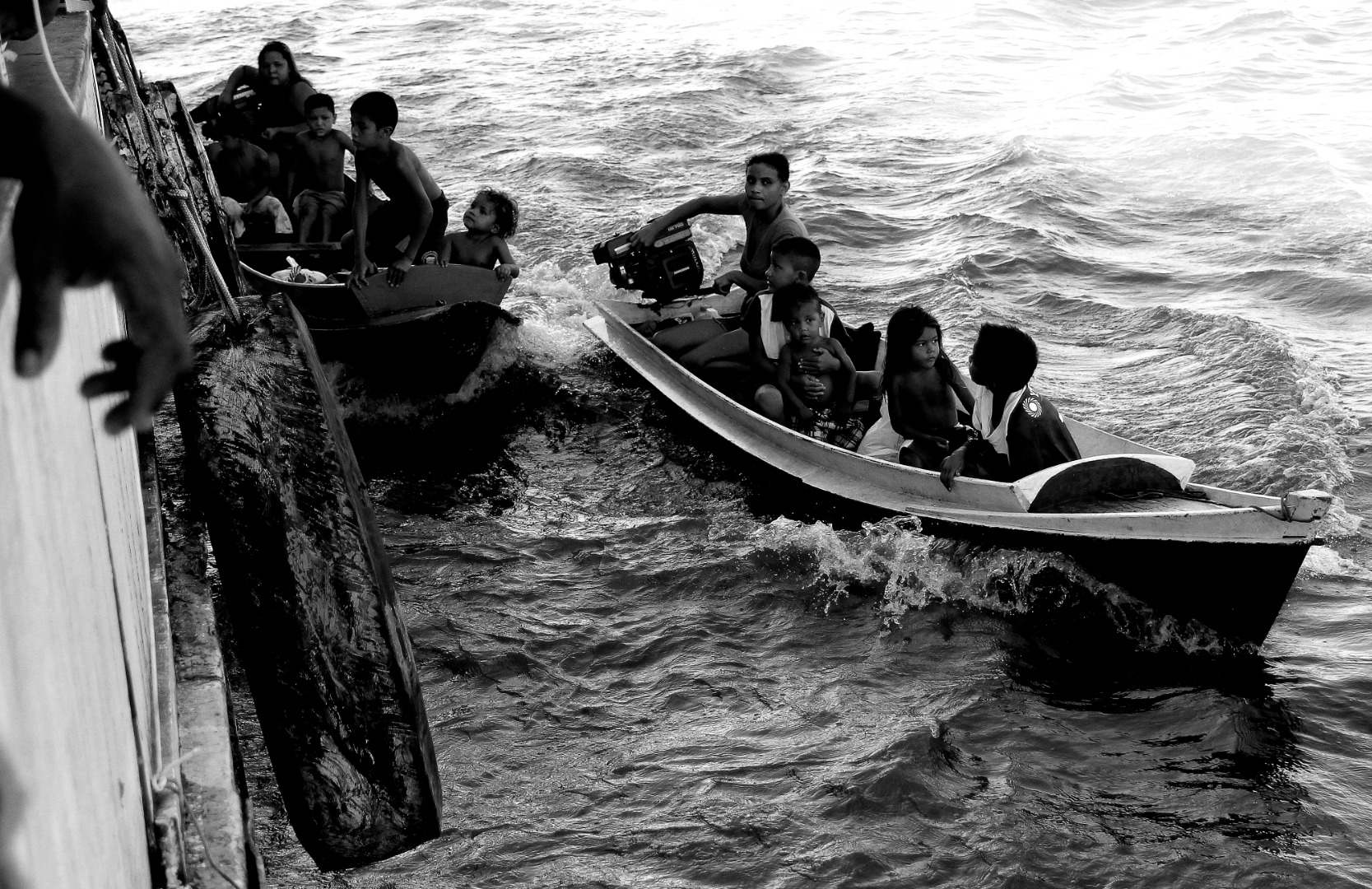 50 - Esmola sobre as águas.jpg