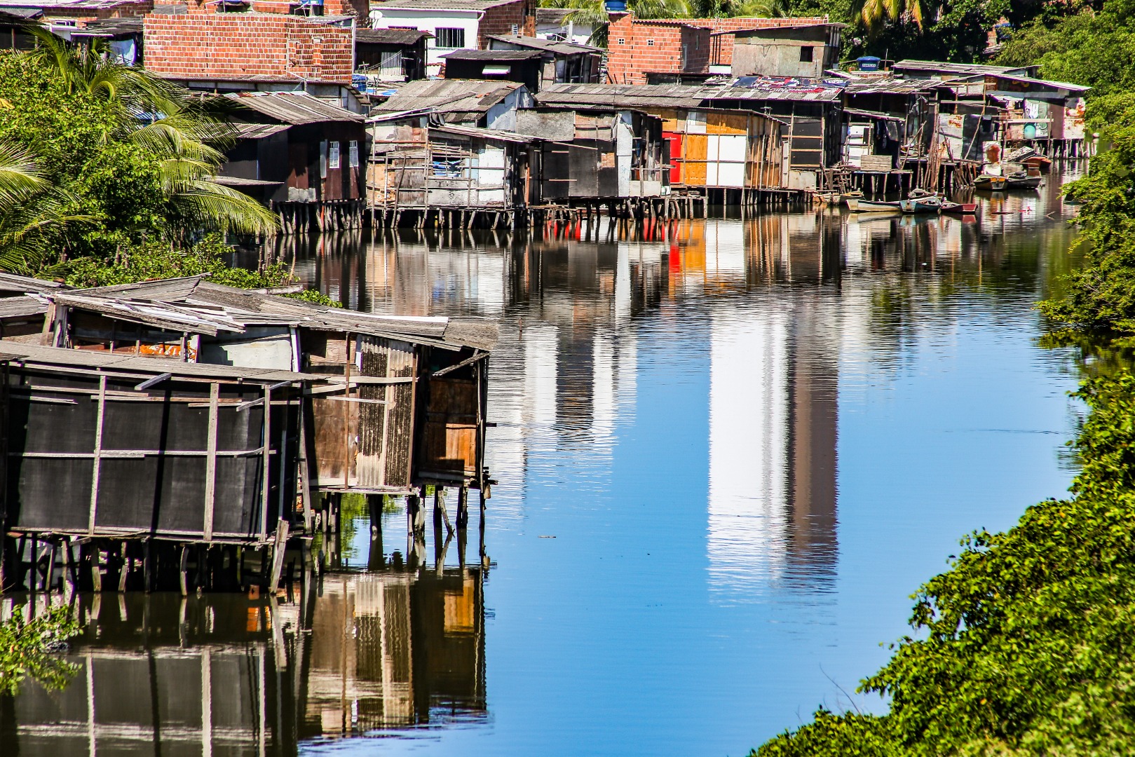 174 - XI - Reflexo da desigualdade.JPG