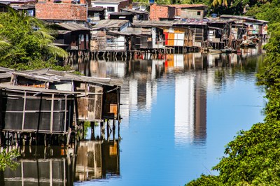 174 - XI - Reflexo da desigualdade.JPG