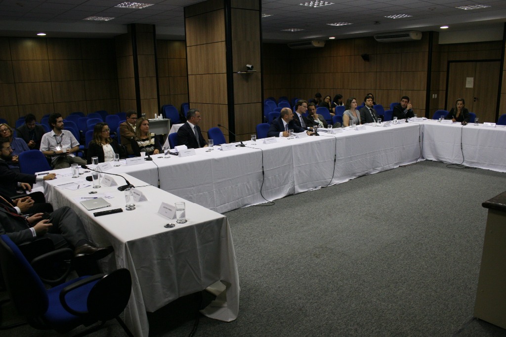 Mesa de debate - Reunião Extraordinária