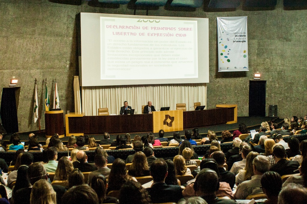 Seminário Interamericano de Transparência e Acesso à Informação - Edison Lanza e Gilberto Waller Junior 