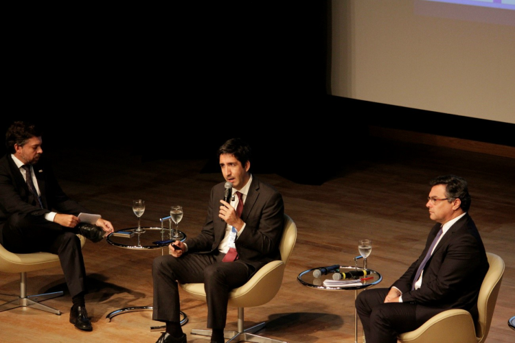 Painel Controle social e o combate à corrupção - Eduardo El Hage 