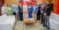 JOÃO JORGE RODRIGUES PARTICIPA DE ENCONTRO COM EMBAIXADORA DOS ESTADOS UNIDOS AO LADO DA MINISTRA DA CULTURA