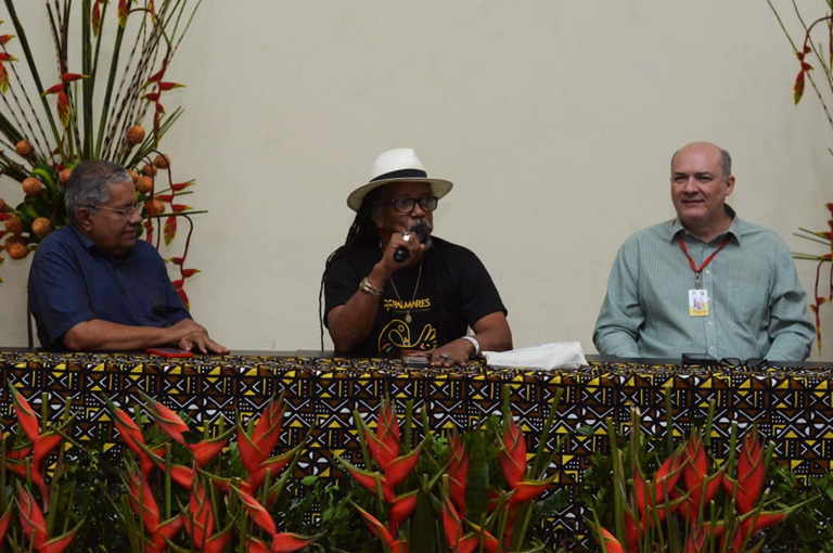À mesa de instalação da reunião sentaram-se o presidente da Palmares, João Jorge; o reitor da Ufal, Josealdo Tonholo; e Pedro Verdino, coordenador do escritório regional do MinC