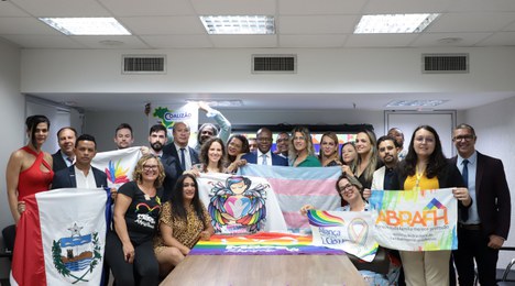 Composto por 19 representantes da sociedade civil e 19 do governo, Conselho Nacional LGBTQIA+ é instituído
