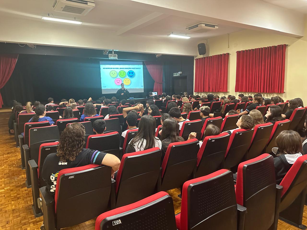 Palestra para adolescentes