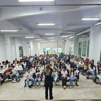 Palestra para adolescentes