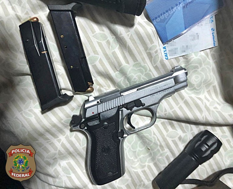 operação container 2.jpg