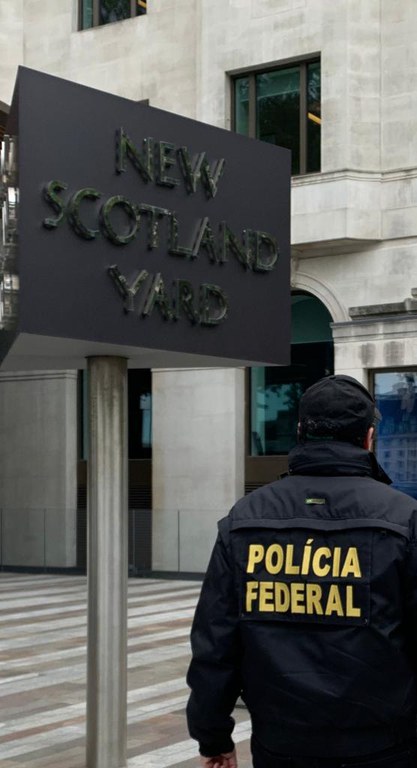 Op. Sem Fronteiras.jpg