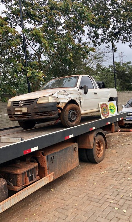 aprensão cigarros terra roxa pr julho.jpg