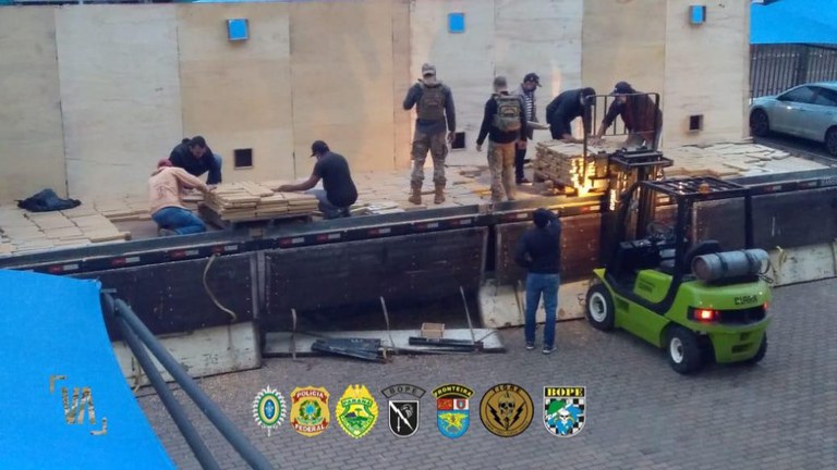 apreensão maconha julho pato bragado pr.jpg