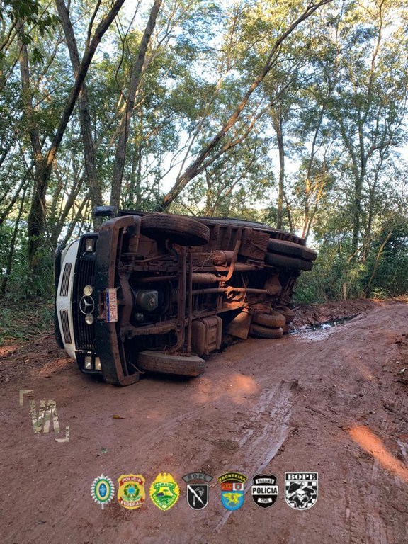 apreensão cigarros guaíra julho 20 3.jpg
