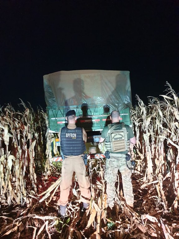 apreensão caminhão.jpg