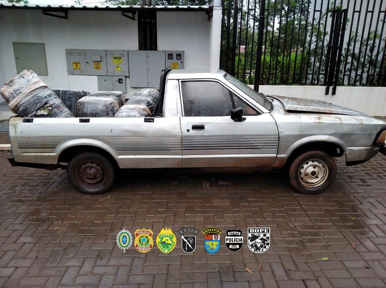 apreensão de cigarros e eletrônicos PR.jpg