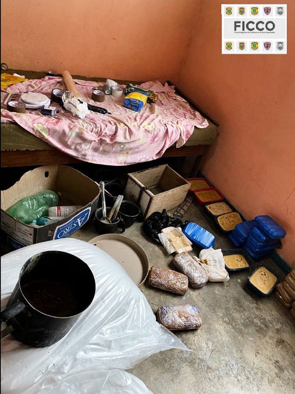 laboratório de drogas MG 2.jpg