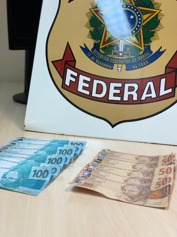 apreensão notas falsas maringá.jpg
