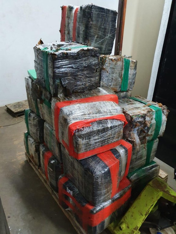 apreensão maconha foz agosto 2.jpg