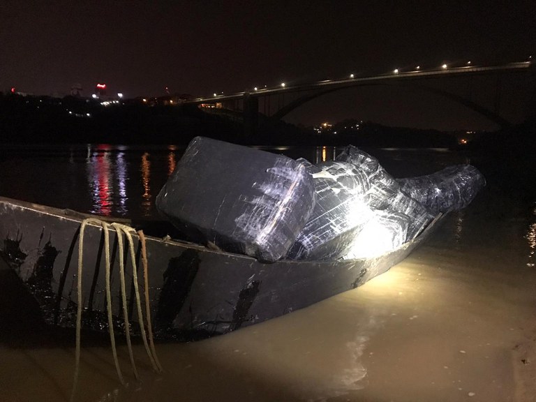 apreensão mercadorias Foz.jfif