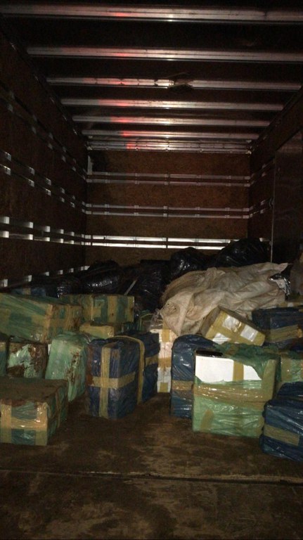 apreensão de mercadorias Foz setembro 2020 2.jpg