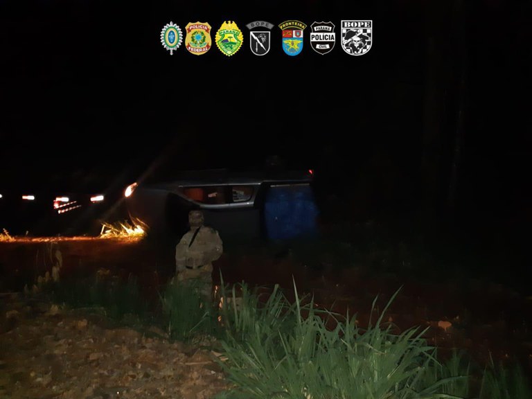 aprensão de cigarros em Guaíra PR 2.jpg