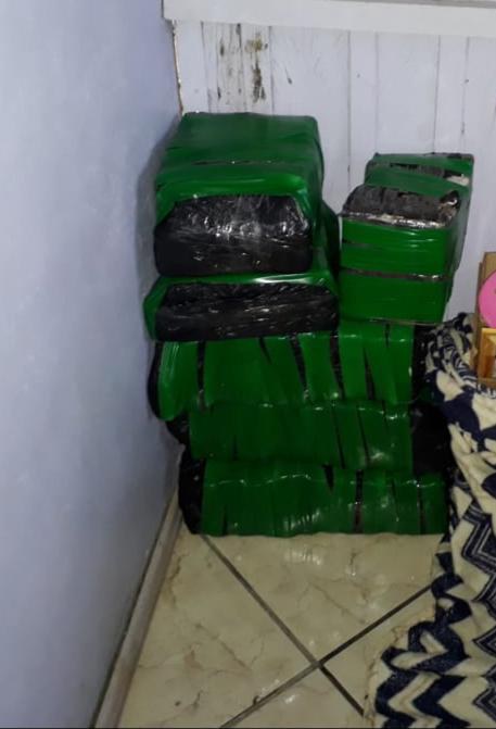 apreensão de armas e munições PR 2.jpg