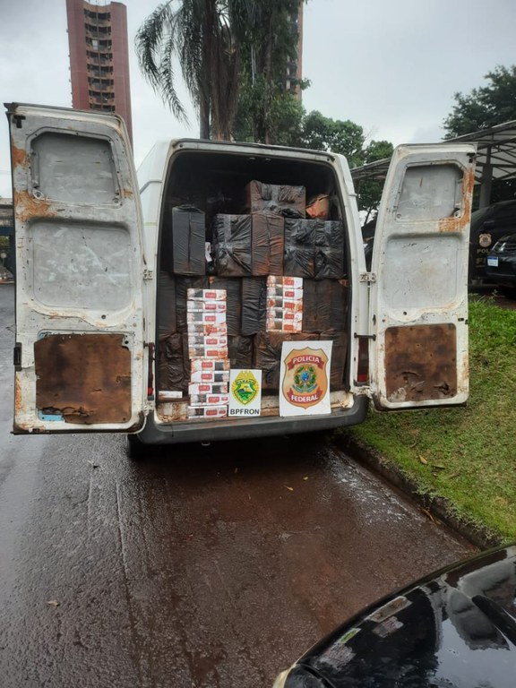 apreensão mercadorias e drogas Foz 3.jfif