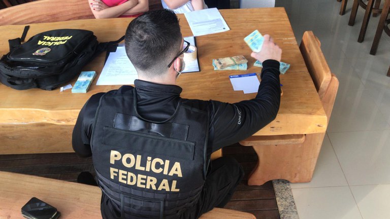 Operação Terra envenenada 2 mt.jpg