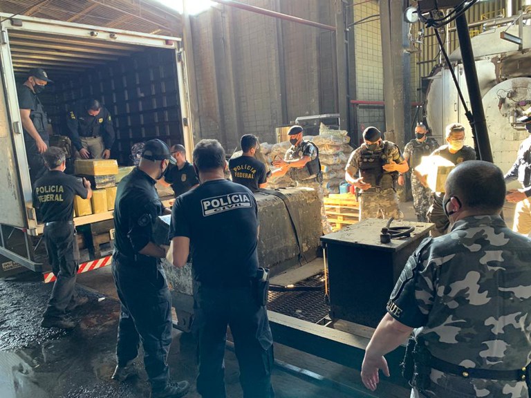 incineração de drogas PR 3.jpg