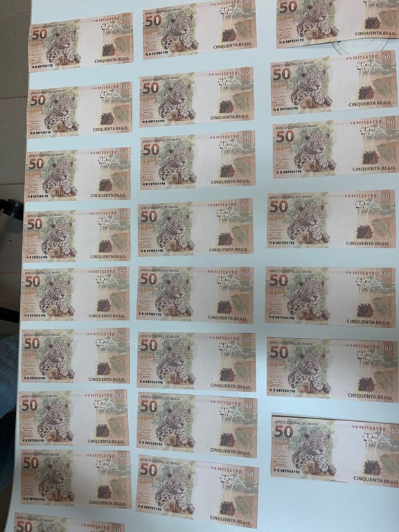 dinheiro falso maringá 3.jpg