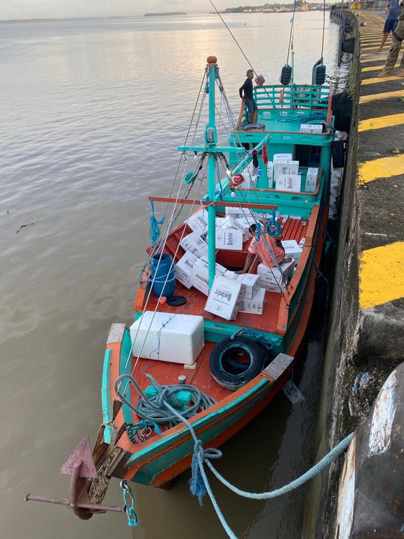 apreensão cigarros para2.jpg