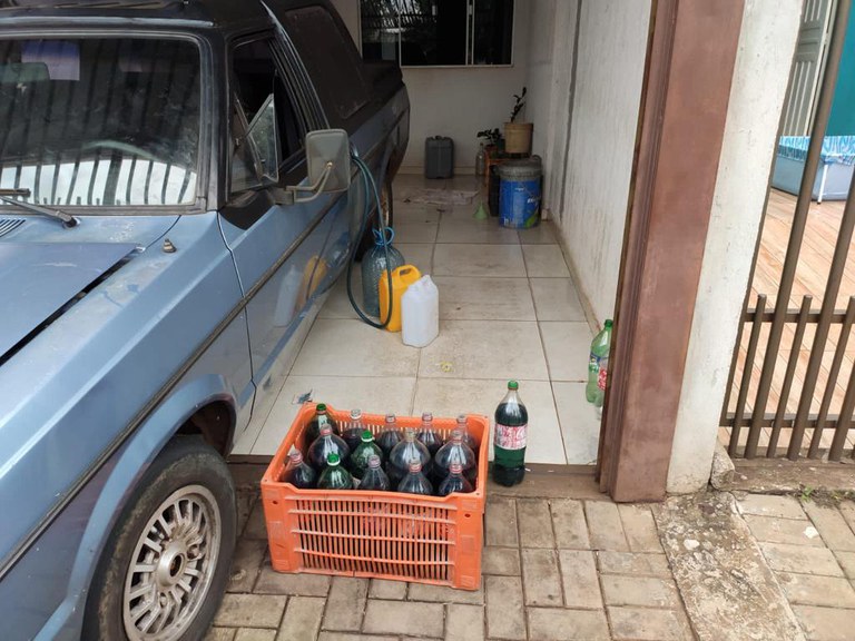 combustível apreendido foz.jpg