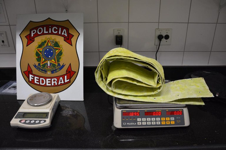 apreensão cocaina rj aeroporto 2.jpg