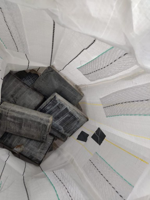 apreensão cocaina santos navio 3.jpg