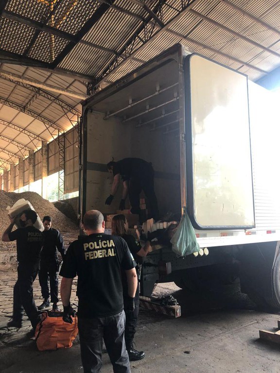 incineração de drogas foz.jpg