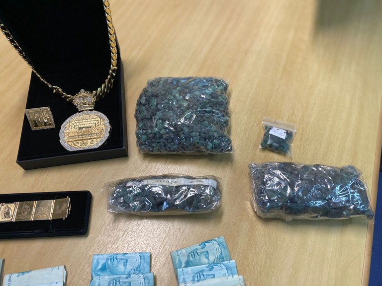 8ce65096-62e3-4467-b6db-cc1f724eab5b.jfif