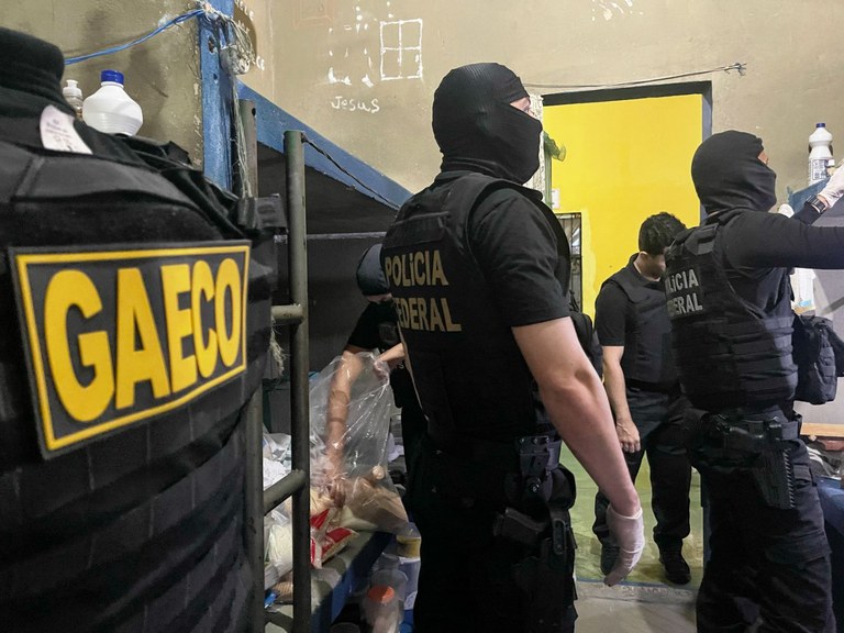 PF e GAECO cumprem mandado de busca e apreensão em centro de custódia no Amapá — Polícia Federal