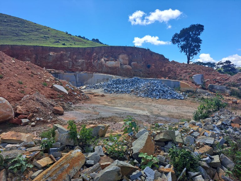 WhatsApp Image 2023-04-05 at 13.45.49 (1).jpeg