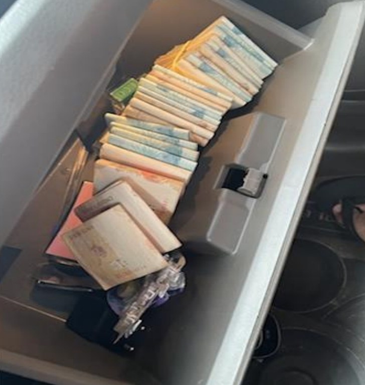 WhatsApp Image 2023-04-13 at 14.50.09.jpeg